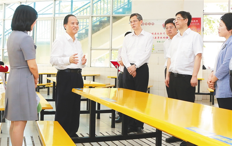 刘赐贵：高标准建设疾病预防控制体系 精细化落实学校疫情防控措施