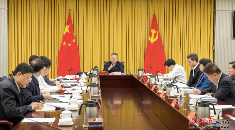沈晓明：疫情防控管住关口 “人”“物”同防