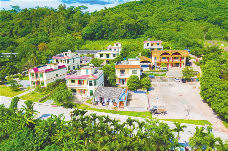 儋州：做大经济总量 推动自贸港建设