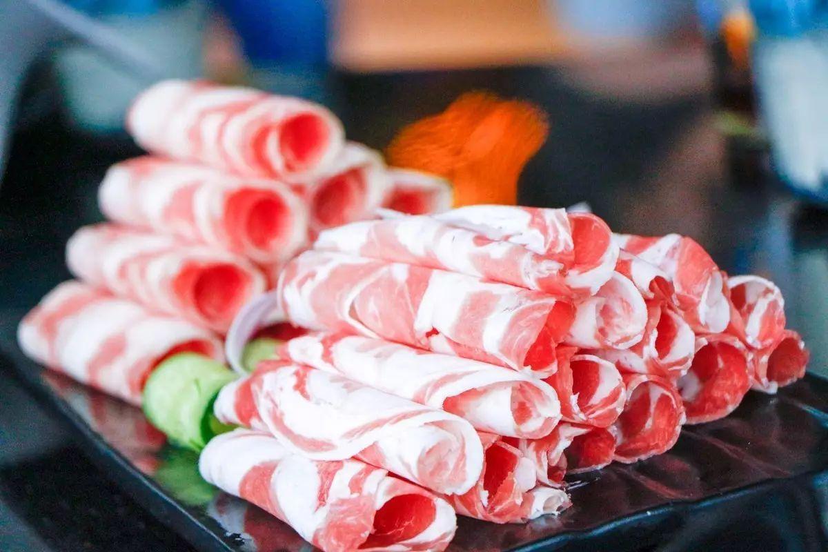 牛羊肉“涨”声一片，火锅食材供应链遇考验