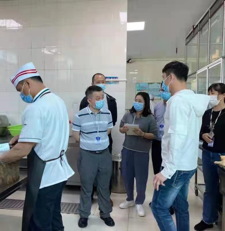 海口琼山区：牢筑校园食品安全防线，保障师生舌尖上的安全