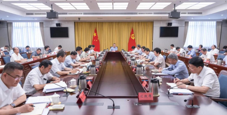 沈晓明：牢记重要嘱托心怀“国之大者” 让绿水青山碧海蓝天成为海南永远的金字招牌