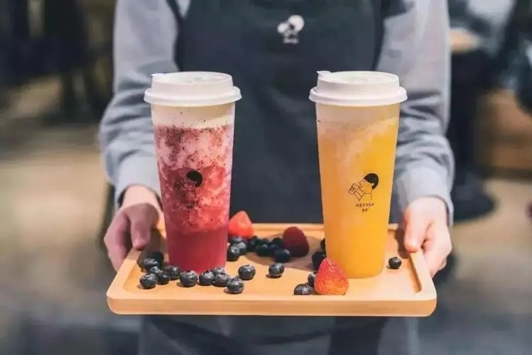 喜茶“逆行”降价 茶饮行业显现马太效应？
