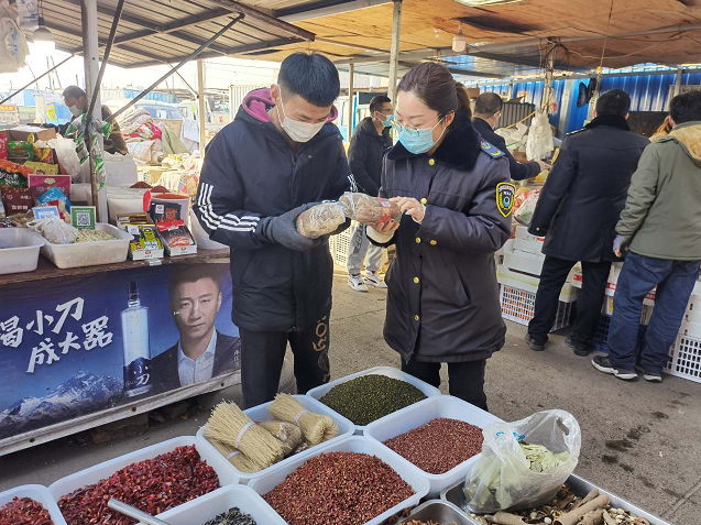  加大监管力度 下架不合格粉条
