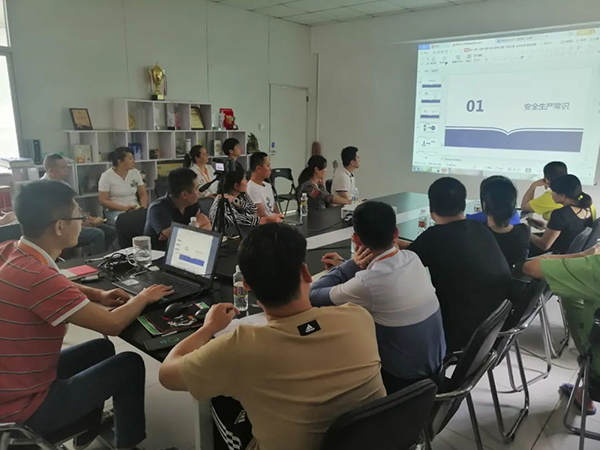 南国食品召开有限空间作业专项培训会议