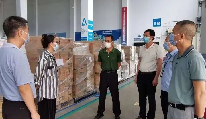 海口市市场监管局副局长带队到海口综保区调研