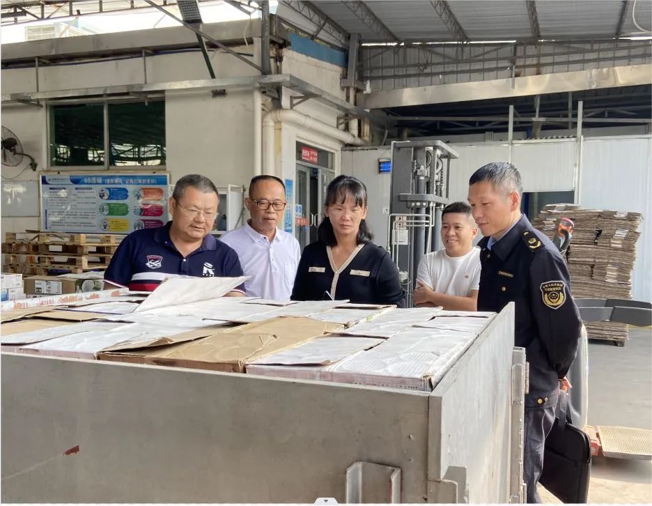 定安县委领导开展食品安全督查工作