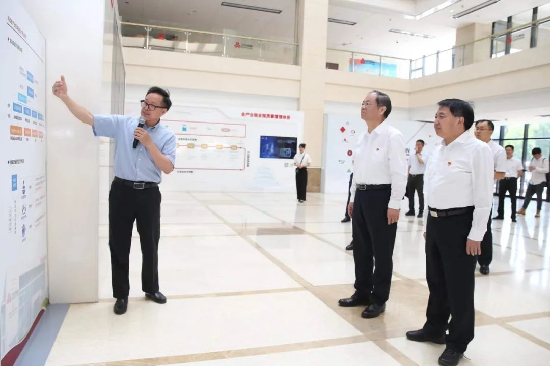 中央第三十六指导组在三元食品公司调研主题教育及食品安全工作情况