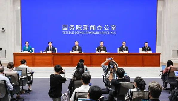 国新办举行恢复和扩大消费的措施国务院政策例行吹风会