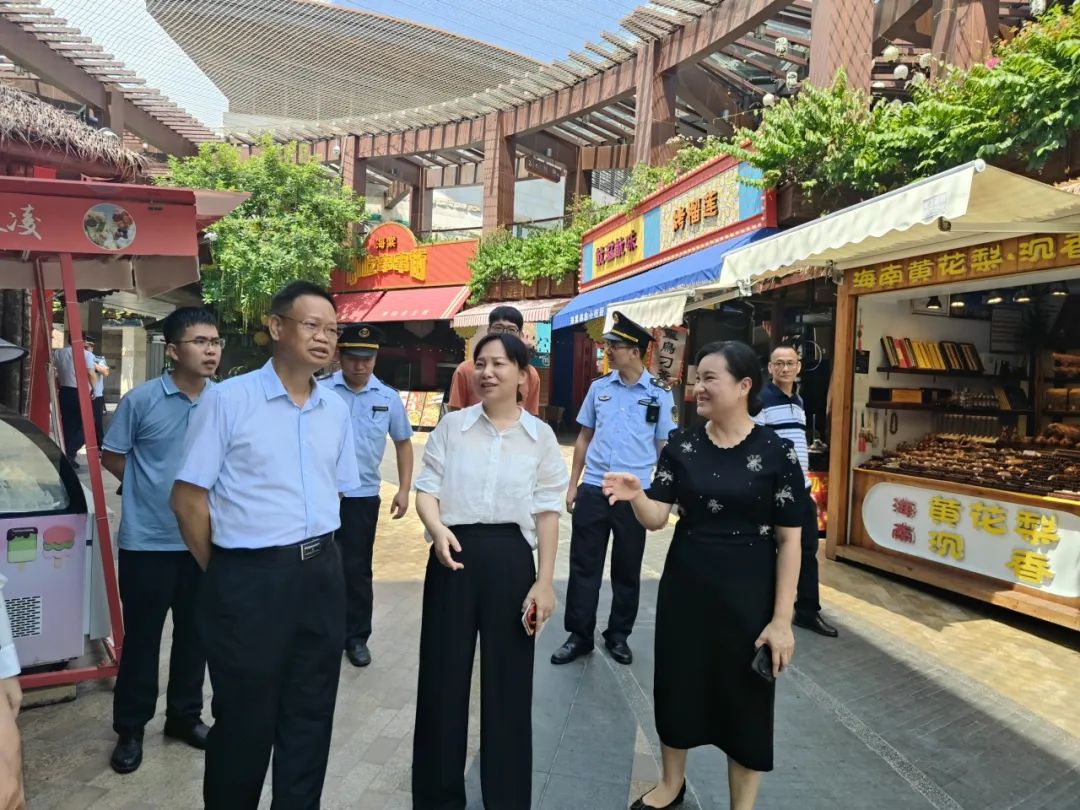 乐东县市场监管局到三亚交流“放心消费创建”工作