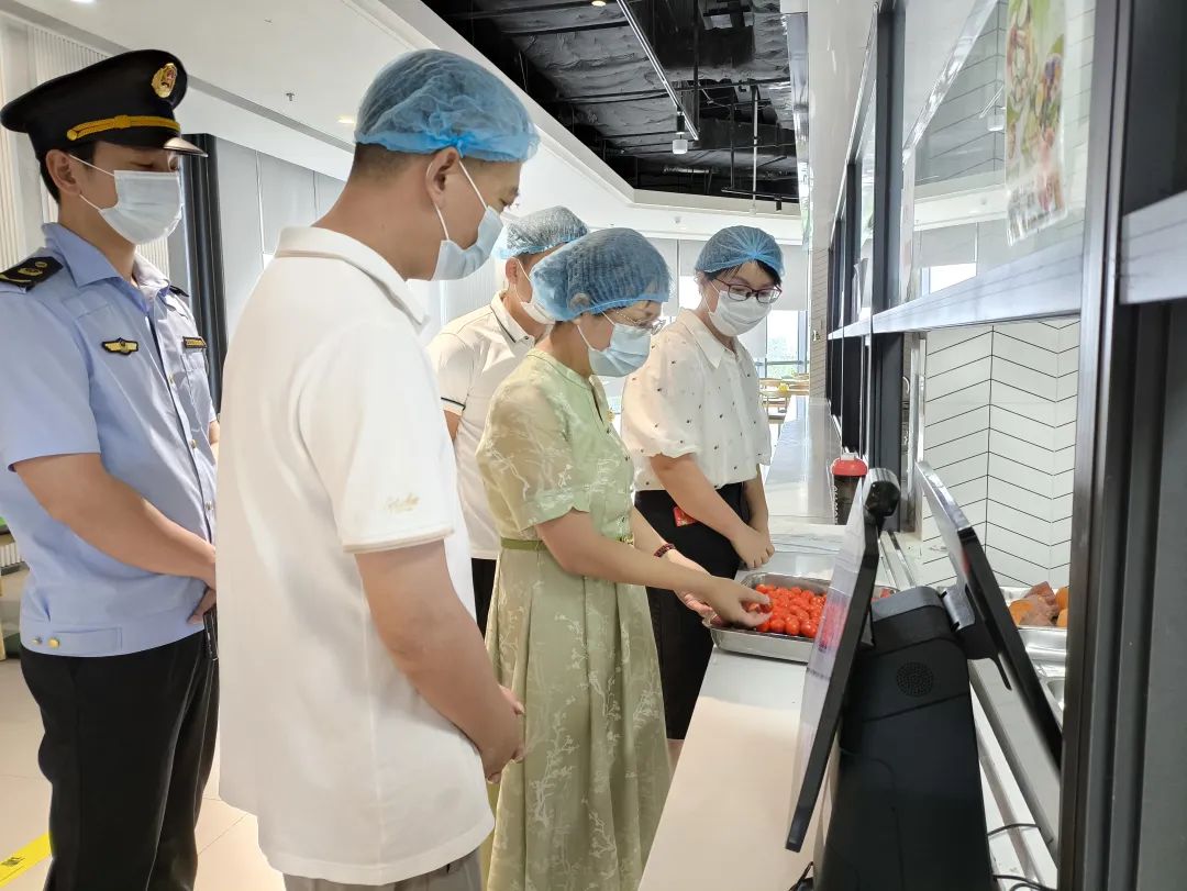 严守食品安全防线，三亚市监局全力为全国大学生竞赛保驾护航！