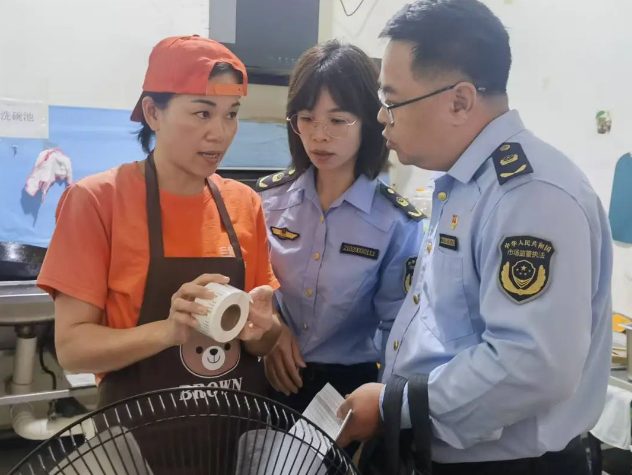 校外托管不 “脱管” 严守学生 “安全网”丨市场监管局开展校外托管机构安全检查